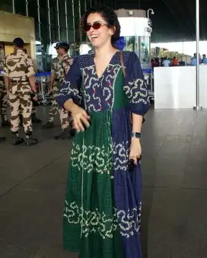 Sanya Malhotra - Photos: Celebs Spotted At Airport | Picture 1958982