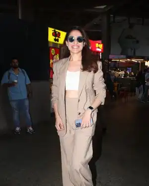 Pragya Jaiswal - Photos: Celebs Spotted At Airport | Picture 1958881