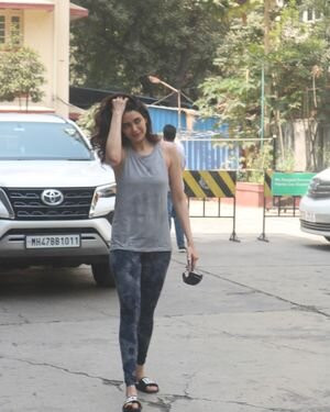 Karishma Tanna - Photos: Celebs Spotted Post Gym Workout | Picture 1866351
