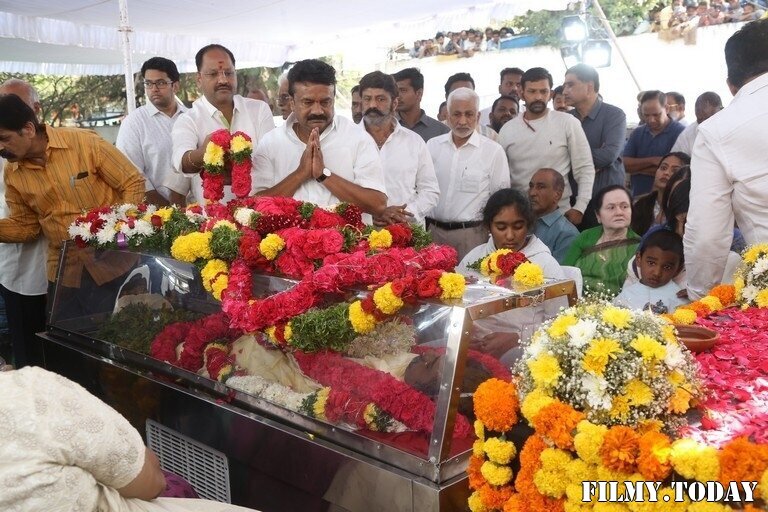 Photos: Celebs Pay Last Respect To Nandamuri Taraka Ratna | Picture 1919090
