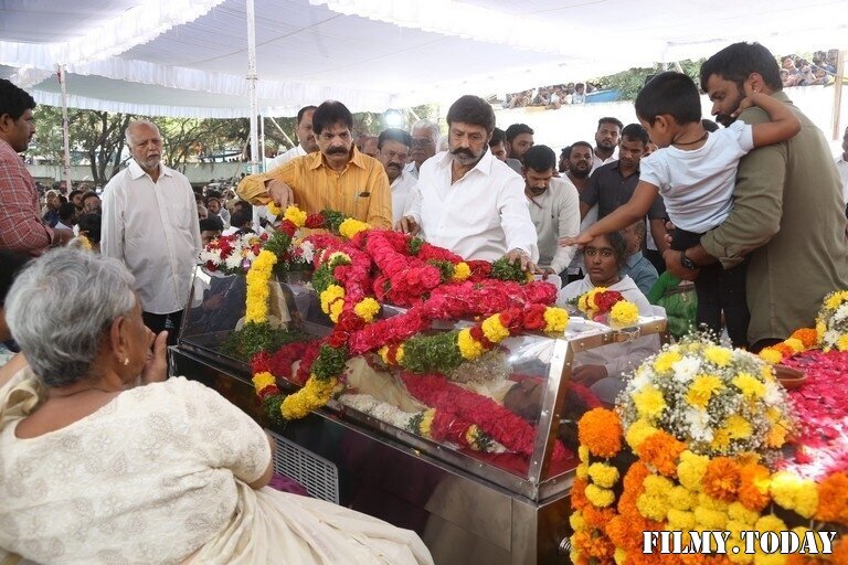 Photos: Celebs Pay Last Respect To Nandamuri Taraka Ratna | Picture 1919135