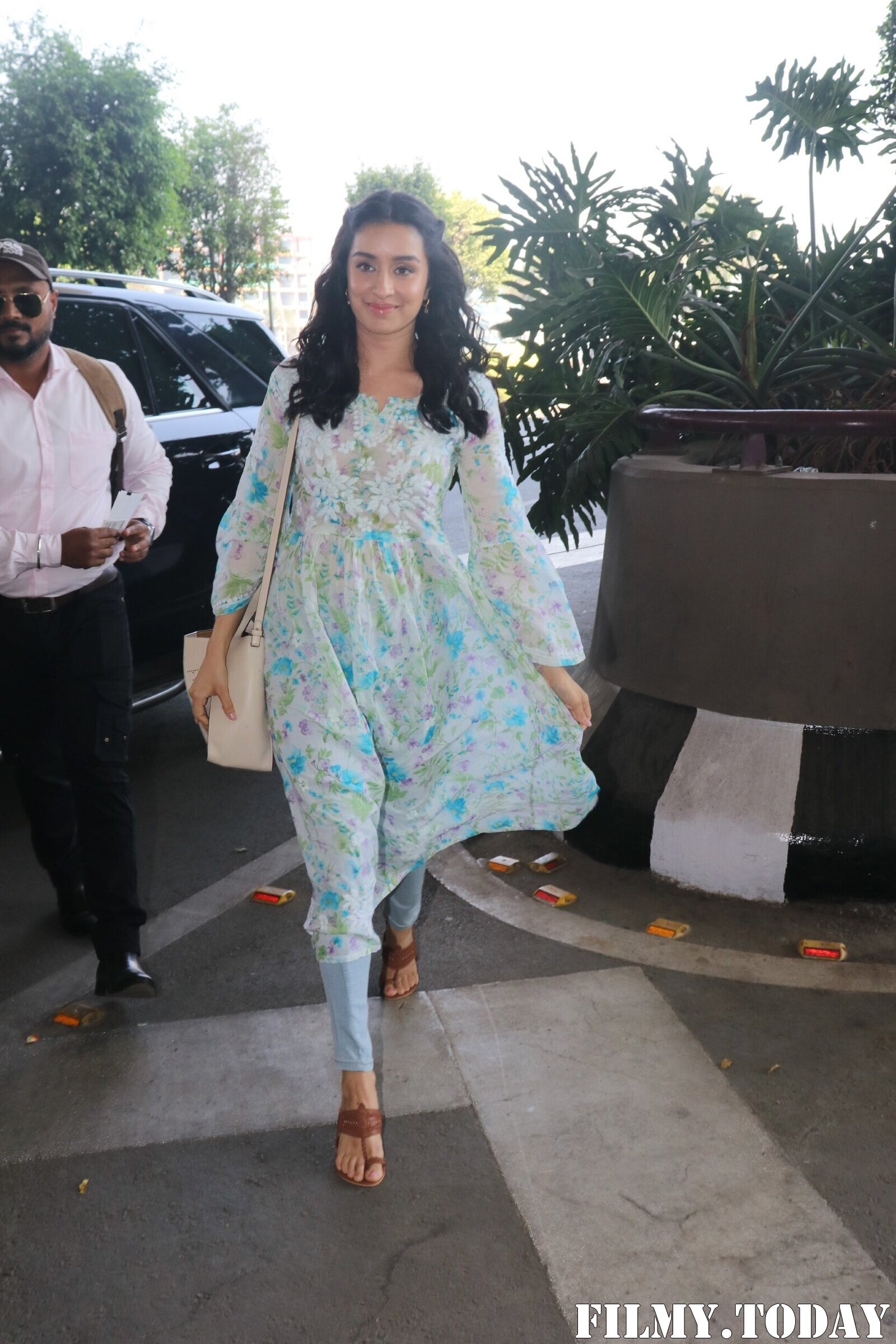 Shraddha Kapoor - Photos: Celebs  Spotted At Airport | Picture 1919186