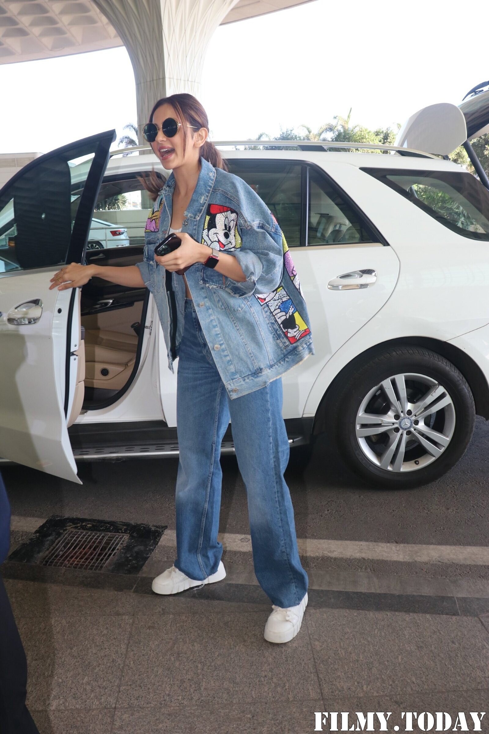 Rakul Preet Singh - Photos: Celebs  Spotted At Airport | Picture 1919179